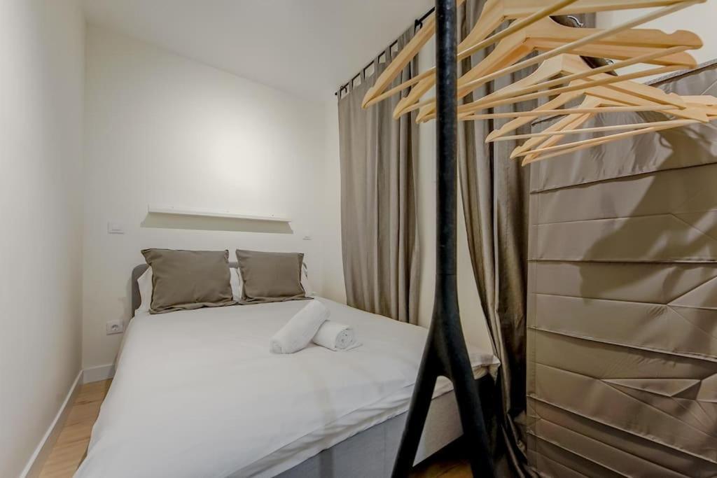 Modern Apt Para 6Px En La Plaza De Tirso De Molina マドリード エクステリア 写真